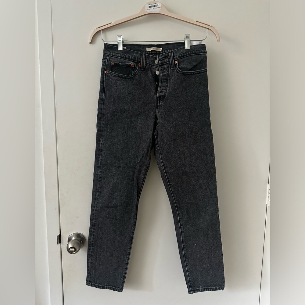 Levi’s Wedgie Fit Denim